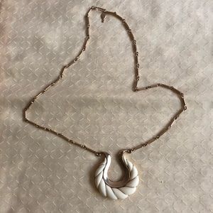 Sarah Coventry vintage necklace